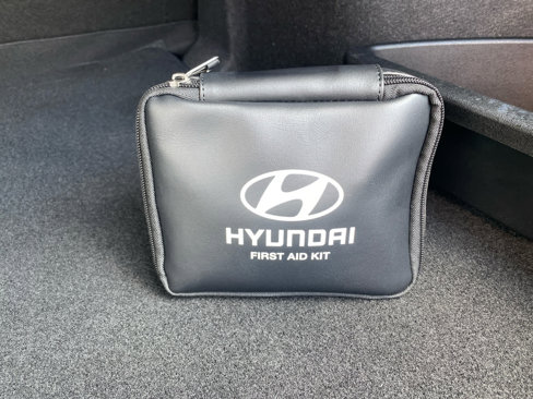 Certified 2023 Hyundai Elantra Limited w/ Preferred Accessory Package image 25