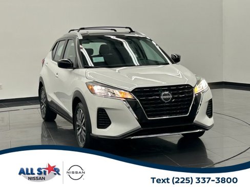 Certified 2024 Nissan Kicks SV w/ Interior Electronics Package image 1