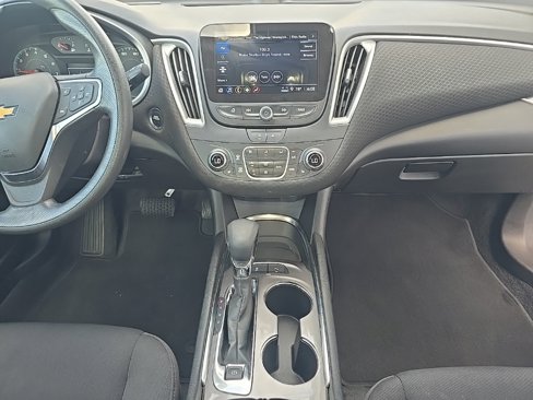 Used 2024 Chevrolet Malibu LT image 24