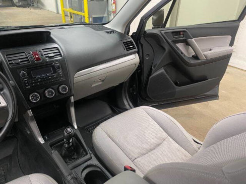 Used 2014 Subaru Forester 2.5i image 19