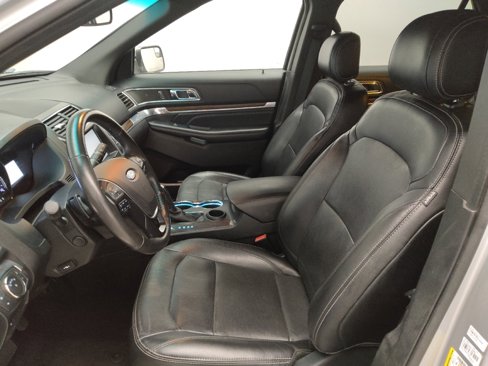 Used 2016 Ford Explorer Limited image 17
