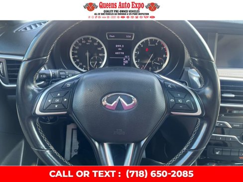 Used 2018 INFINITI QX30 Premium image 7