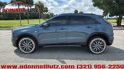 Used 2024 Cadillac XT4 Sport image 3