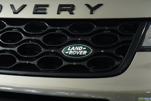 Used 2025 Land Rover Discovery Sport Dynamic SE image 26