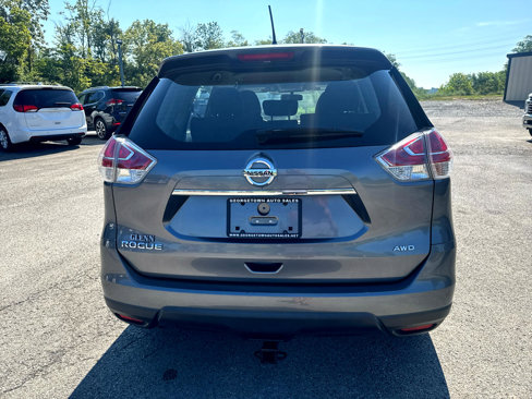 Used 2015 Nissan Rogue S image 4