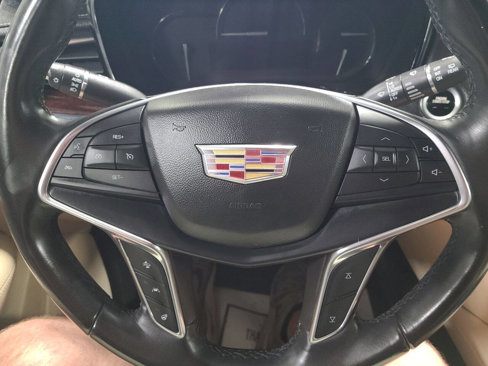 Used 2018 Cadillac XT5 Premium Luxury image 36