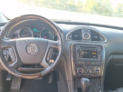 Used 2015 Buick Enclave Leather image 2