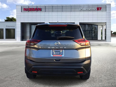 Certified 2021 Nissan Rogue S image 5
