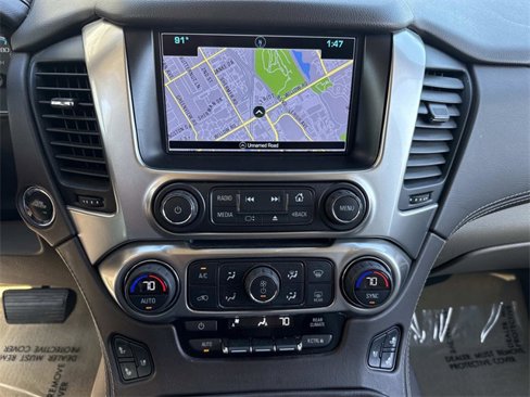 Used 2017 Chevrolet Suburban Premier image 32