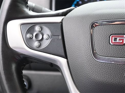 Used 2018 GMC Canyon SLE w/ SLE Convenience Package image 2