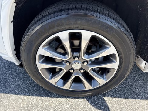 Used 2018 Jeep Grand Cherokee Overland image 44