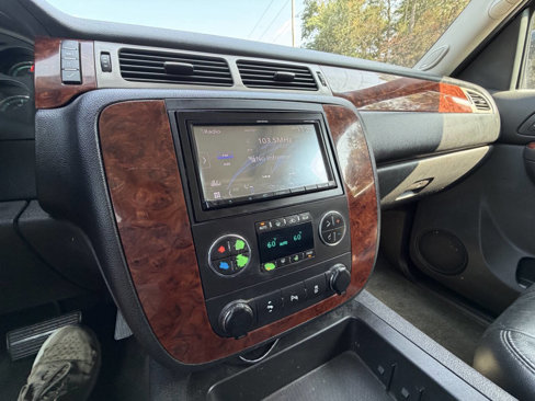 Used 2013 Chevrolet Tahoe LT image 7