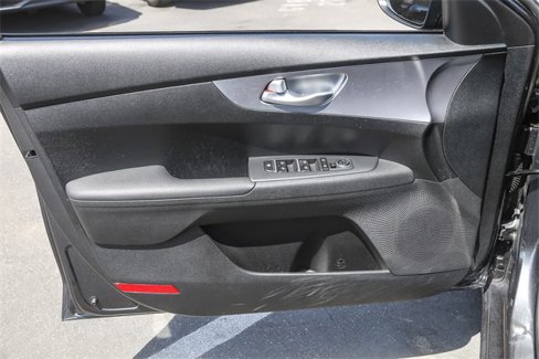 Certified 2023 Kia Forte LXS w/ LXS Technology Package image 22