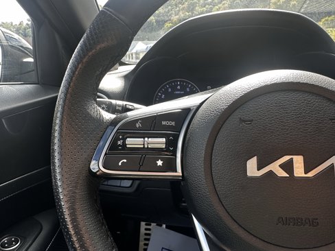 Used 2024 Kia Forte GT-Line image 9