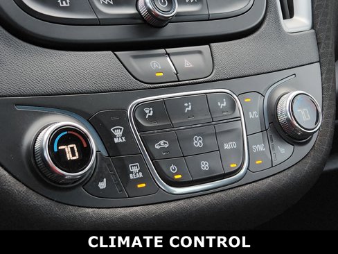 Used 2022 Chevrolet Malibu LT image 8