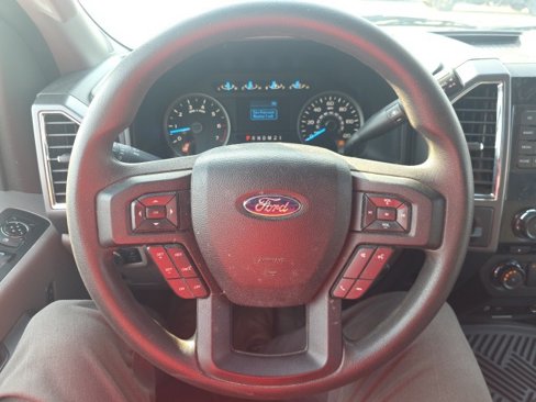 Used 2015 Ford F150 XLT image 13