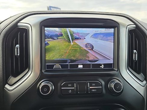 Used 2020 Chevrolet Silverado 1500 LT Trail Boss image 24