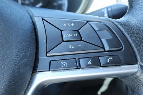 Used 2021 Nissan Versa SV image 13