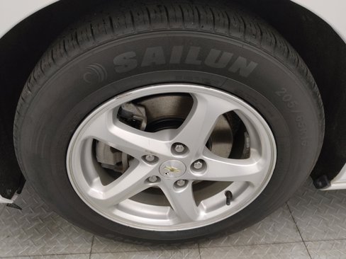 Used 2017 Chevrolet Malibu LS image 31