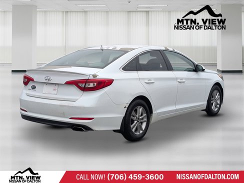 Used 2017 Hyundai Sonata SE image 7