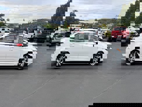 Used 2020 Toyota Corolla LE image 5