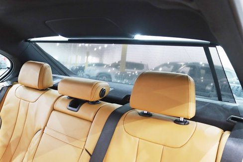 Used 2020 BMW 530e xDrive w/ Executive Package image 34