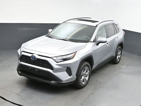 Used 2023 Toyota RAV4 XLE image 30