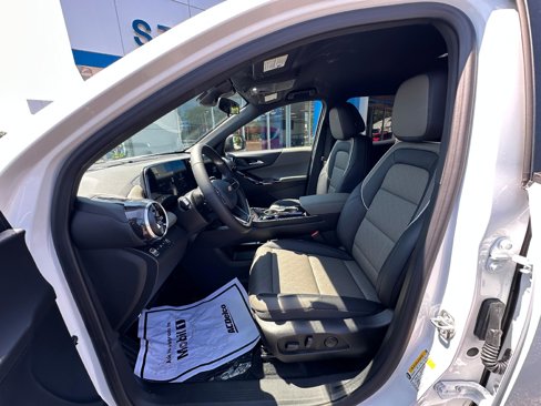 New 2026 Chevrolet Equinox LT w/ Convenience Package II image 12
