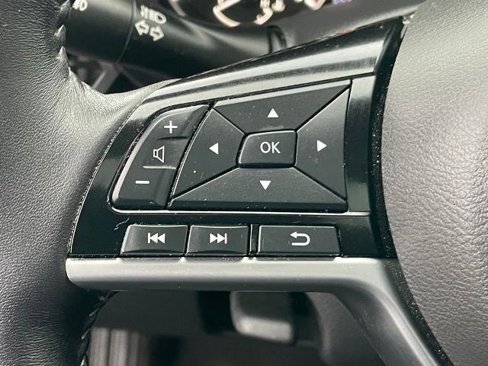 Certified 2020 Nissan Altima 2.5 SV image 13