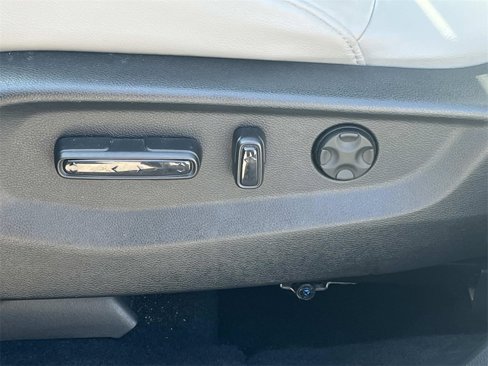 Used 2019 Honda CR-V EX-L image 11