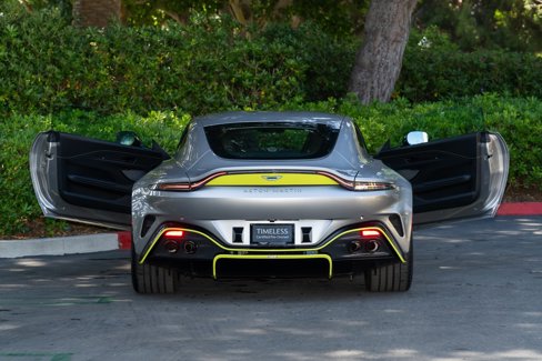 Used 2025 Aston Martin V8 Vantage Coupe image 7