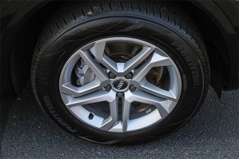 Used 2019 Audi Q5 2.0T Premium w/ Convenience Package image 12