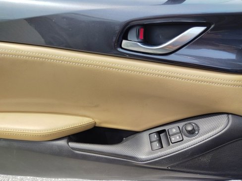 Used 2017 MAZDA MX-5 Miata Grand Touring image 15