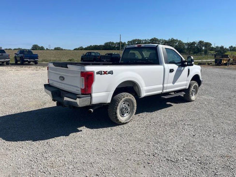 Used 2019 Ford F250 XL w/ XL Value Package image 3