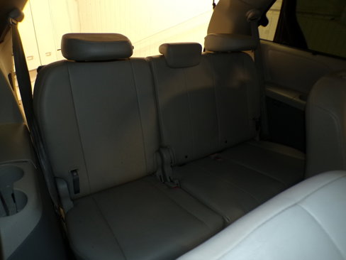 Used 2011 Toyota Sienna XLE image 15