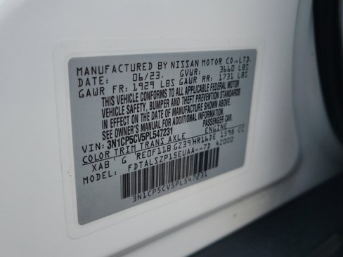 Certified 2023 Nissan Kicks SV image 33