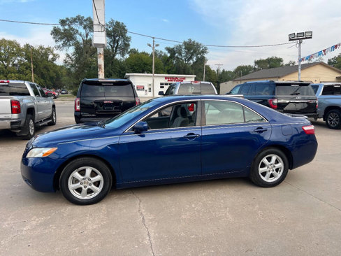 Used 2007 Toyota Camry LE image 2