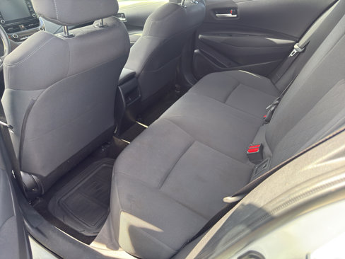 Used 2020 Toyota Corolla LE image 7