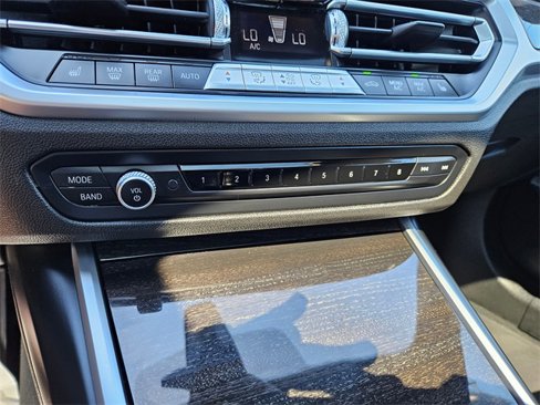 Used 2020 BMW 330i Sedan w/ Convenience Package image 22