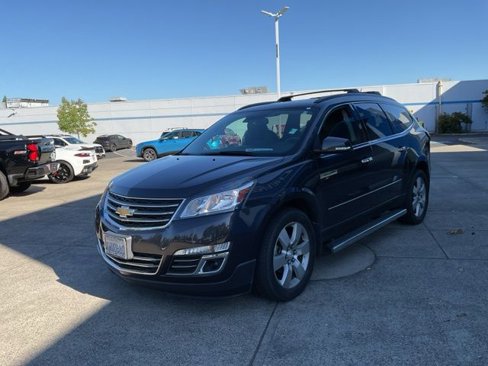 Used 2015 Chevrolet Traverse LTZ w/ LPO, 'HIT The Road' Package image 3