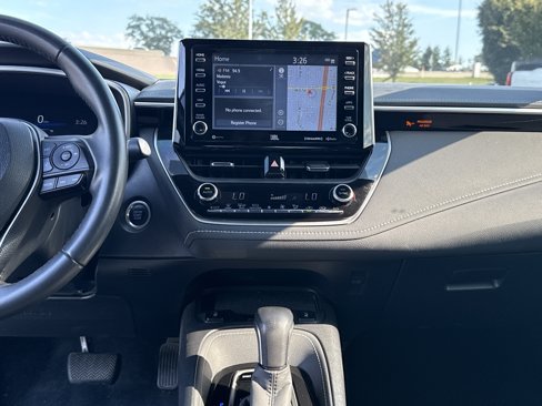 Used 2021 Toyota Corolla XSE image 28