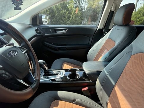 Used 2018 Ford Edge SEL w/ Equipment Group 201A image 5