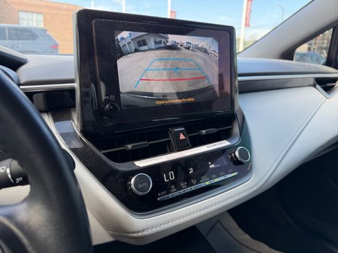 Certified 2024 Toyota Corolla SE image 33