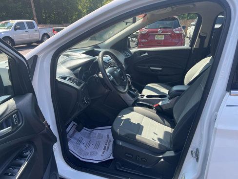 Used 2014 Ford Escape SE image 9