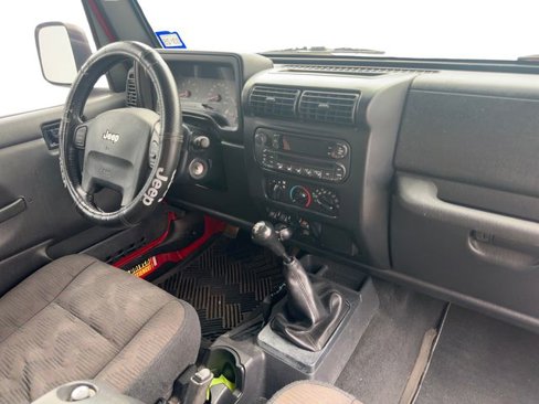 Used 2005 Jeep Wrangler Rubicon image 12