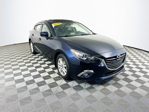 Used 2016 MAZDA MAZDA3 i Touring w/ Popular Equipment Package image 3