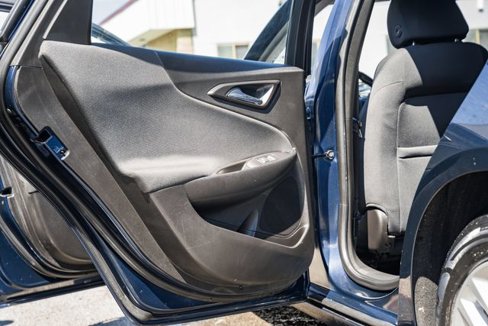 Used 2016 Chevrolet Malibu LT image 32