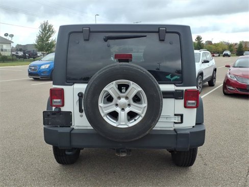 Used 2018 Jeep Wrangler Unlimited Sport S image 4