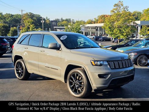 Used 2021 Jeep Grand Cherokee Laredo X image 1