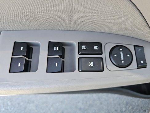 Used 2019 Hyundai Elantra SEL w/ Cargo Package image 26